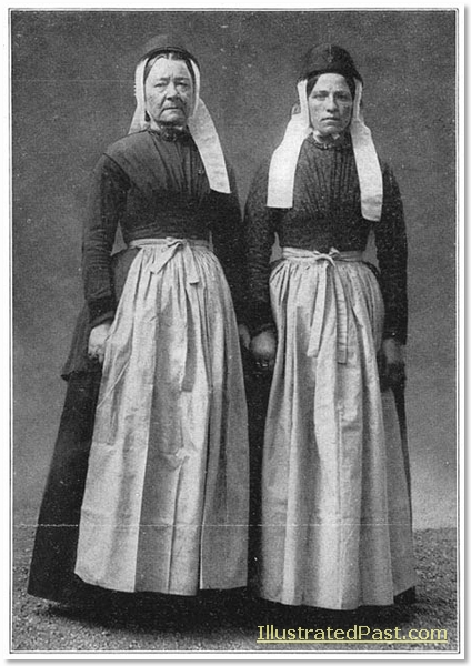 Two women from the island of Terschelling.