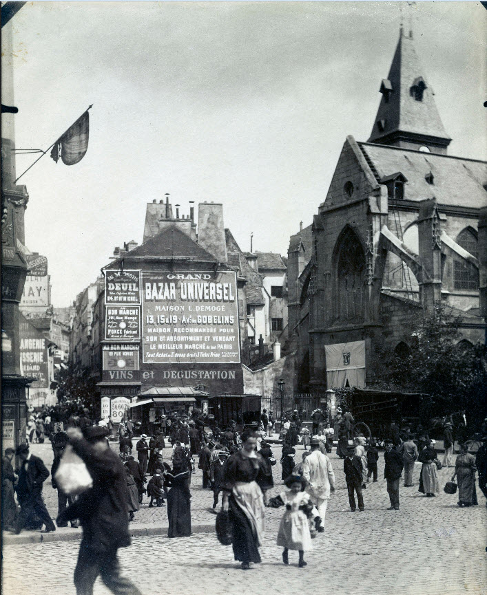 Paris Street Scene