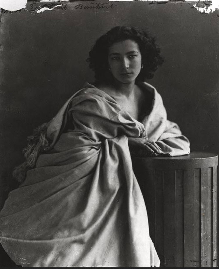 Picture of Actress Sarah Bernhardt, 1865